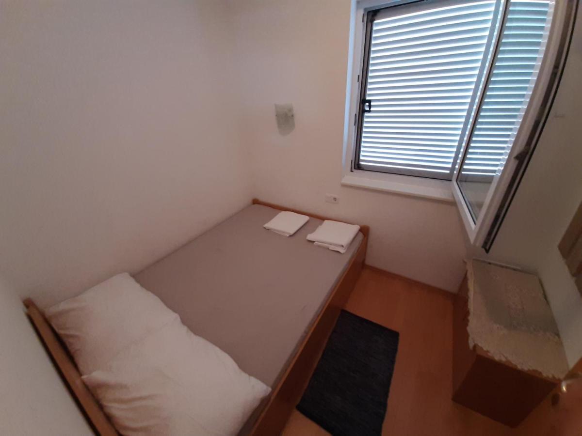 Apartments Puky Dreams โนวาลยา ภายนอก รูปภาพ