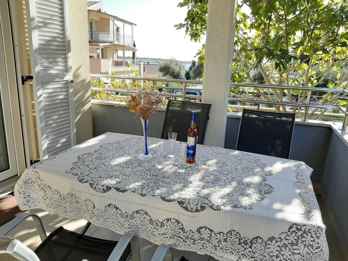 Apartments Puky Dreams โนวาลยา ภายนอก รูปภาพ