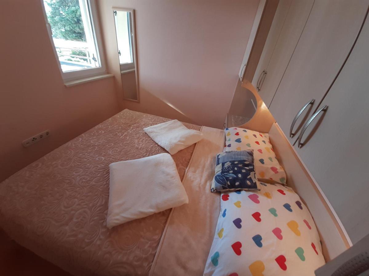 Apartments Puky Dreams โนวาลยา ภายนอก รูปภาพ