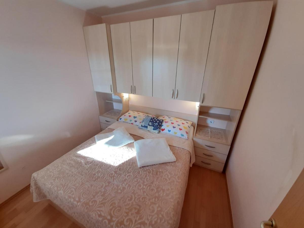 Apartments Puky Dreams โนวาลยา ภายนอก รูปภาพ