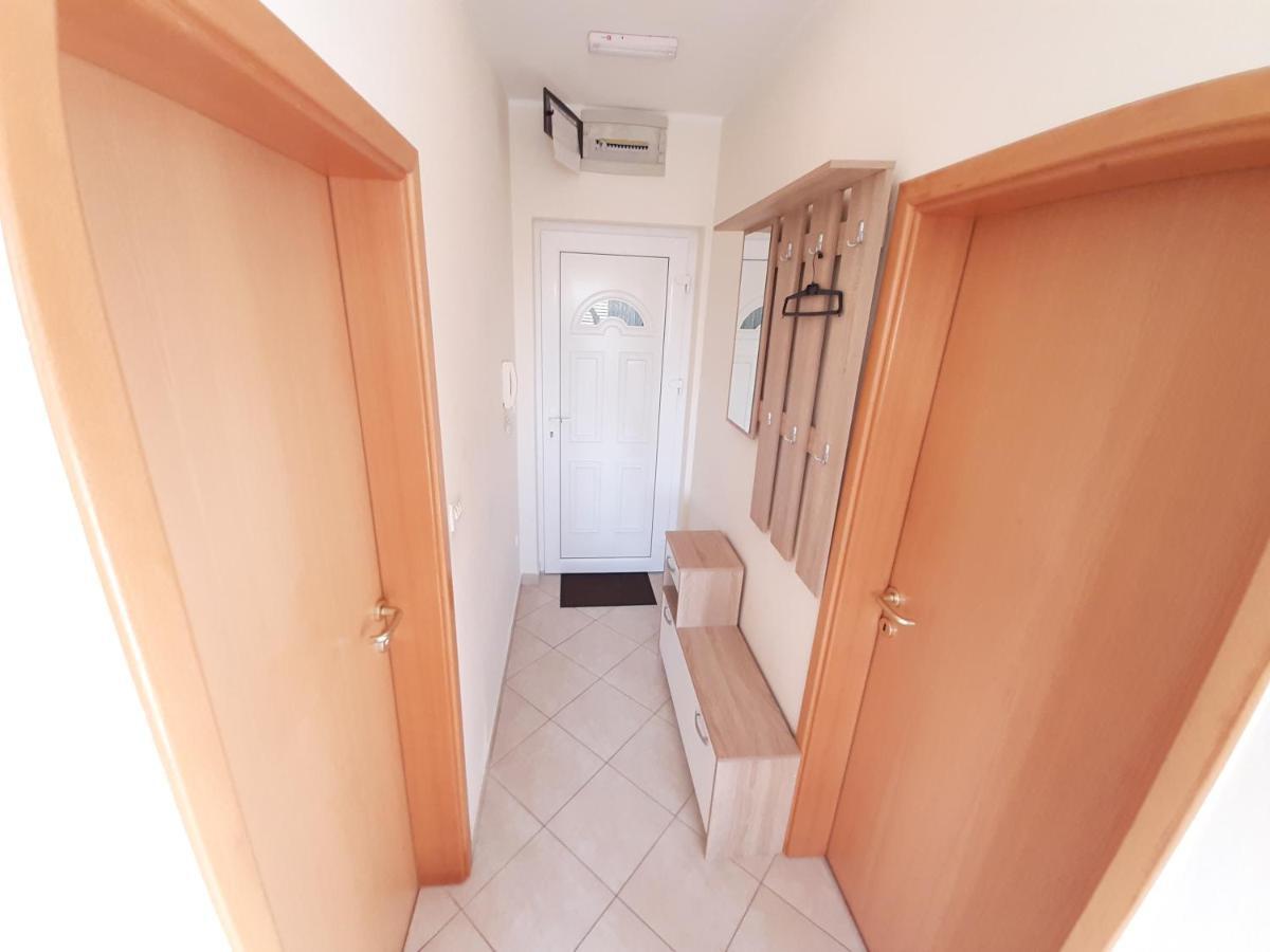 Apartments Puky Dreams โนวาลยา ภายนอก รูปภาพ